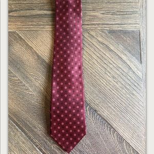 Jones New York Men's Silk Tie Burgundy w Pink Dots